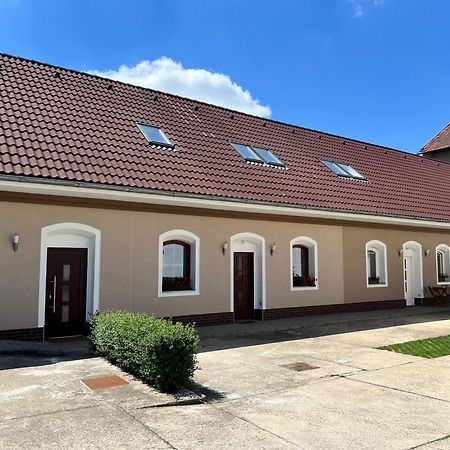 Penzion Manes Krabcice Exterior foto